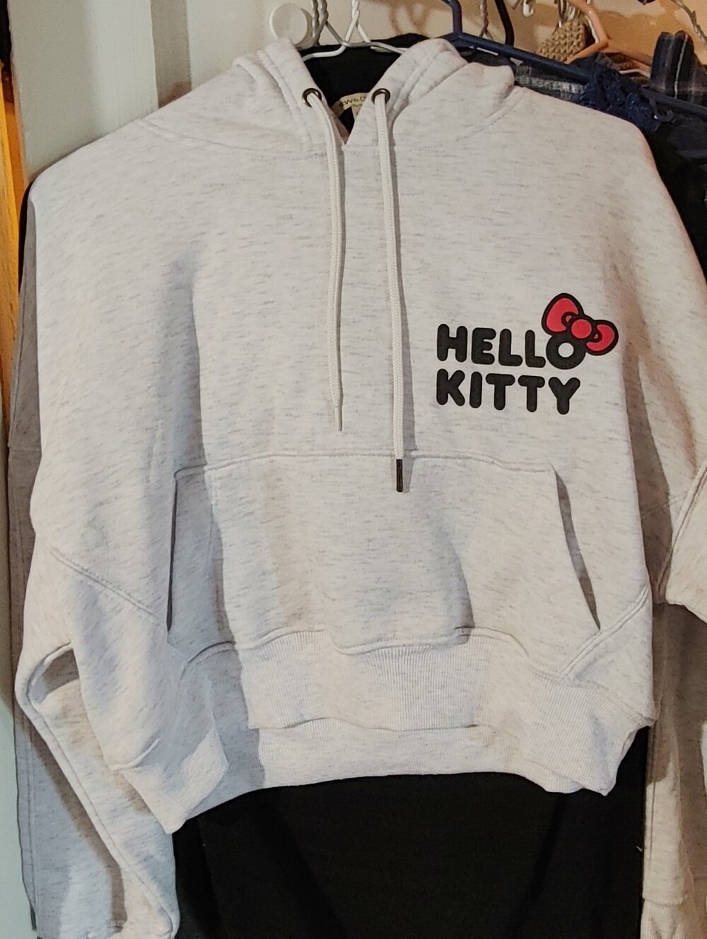 Hello Kitty Crop Light Gray Hoodie with Red Bow Graphic